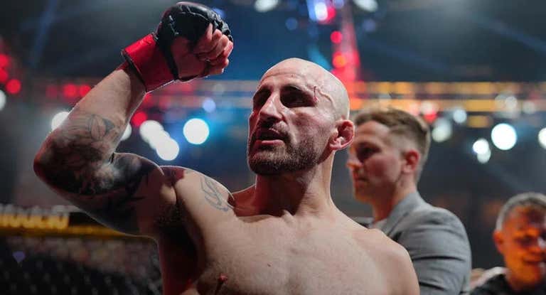 Alexander Volkanovski.