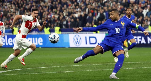 Francia domina a Croacia pero solo la puede vencer en penaltis