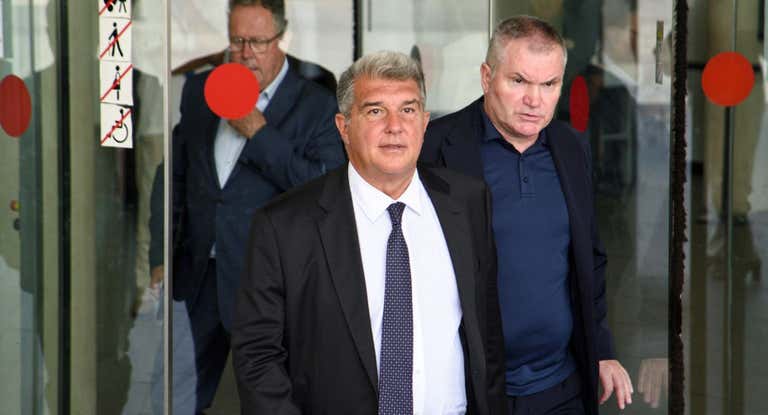 Joan Laporta, tras salir de los juzgados en Barcelona.