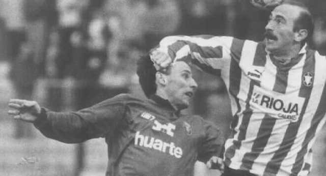 De promesa del Castilla a rival de la Quinta del Buitre en los años más ásperos en El Sadar: «Camino del vestuario hubo de todo, pero yo defendía a Osasuna a muerte»
