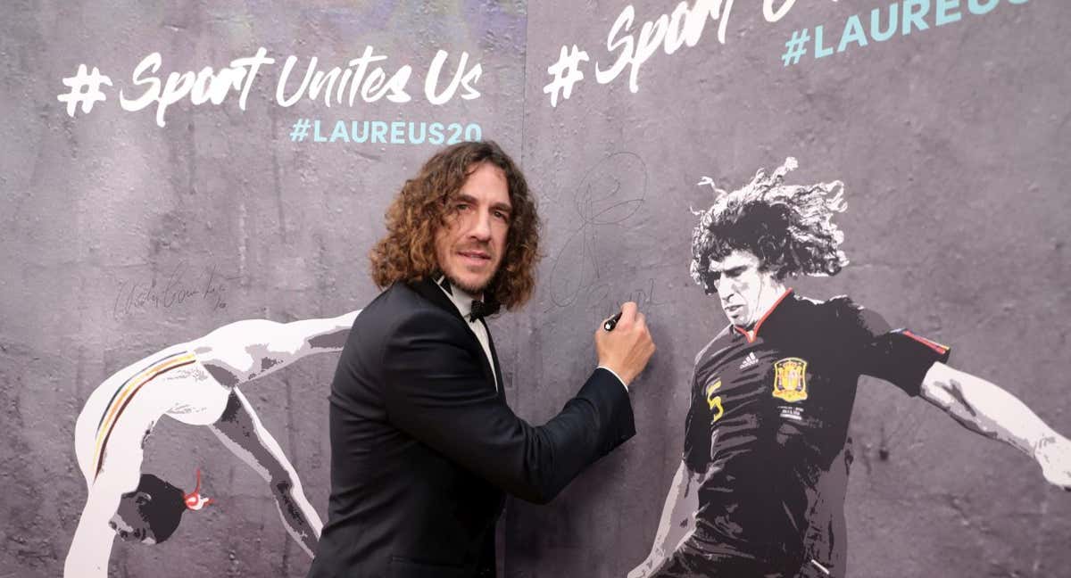 Carles Puyol, en los Laureus 2020, en uno de los tributos que recibió.
