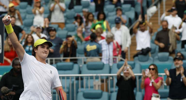 Joao Fonseca celebra un punto durante el Masters 1000 de Miami.