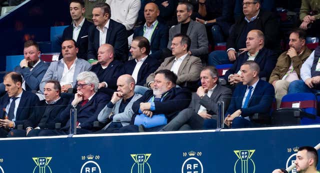 El calendario enciende al fútbol sala español: «O Louzán pone coto a esto o acaban con este deporte»