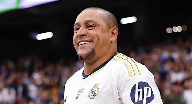 Roberto Carlos se abre en canal sobre sus orígenes, la identidad que no se pierde y un tesoro bien guardado: «Mi padre quiere venderlo todo»