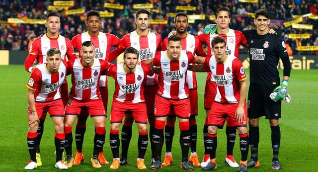 Cuando el Girona no tenía publicidad en la camiseta, creó una propia a través de una consulta online y la estrenó en el Camp Nou