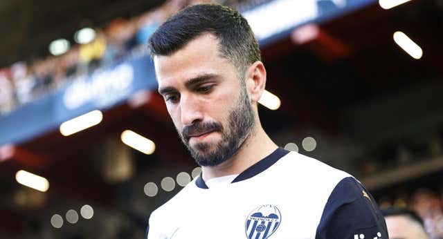 El Valencia pensó en el Bernabéu ante el Mallorca… Y Gayà, Luis Rioja y Foulquier ‘forzaron’ la amarilla