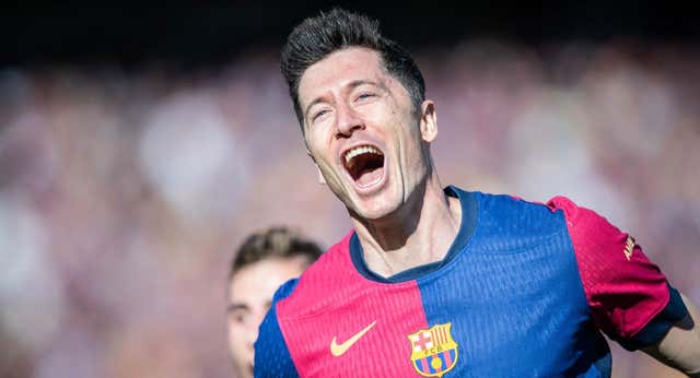 Una ‘riña’ con Alejandro Balde y el sacrificio de su mujer explican un Robert Lewandowski que desafía las leyes del fútbol