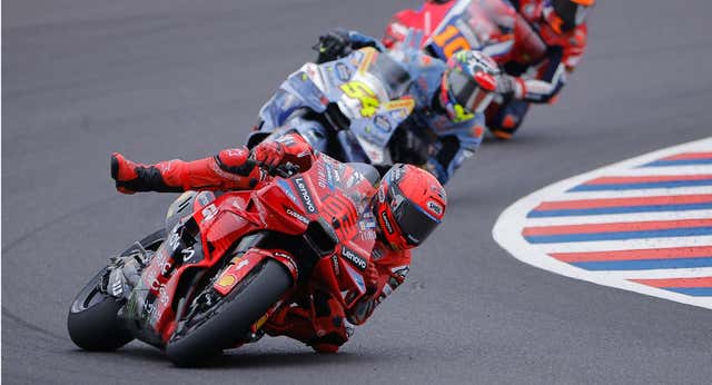 El consuelo de Marc Márquez tras su primera caída de la temporada: «Ni ayer era superman, ni hoy es un desastre»