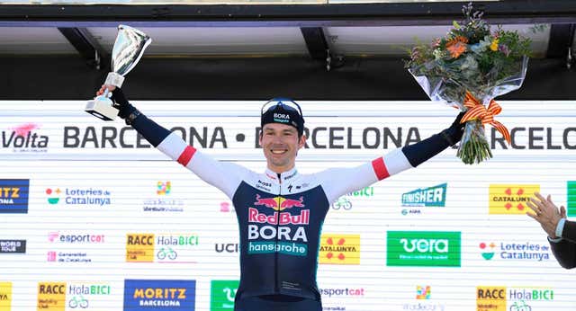 Primoz Roglic rueda solo en Barcelona para conquistar su segunda Volta a Catalunya
