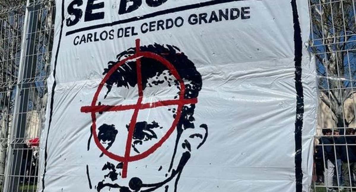 Pancarta contra Del Cerro Grande.