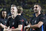 Por qué el CSD le puede dar otra vez la razón al Barça por Dani Olmo pese a que LaLiga le ha rebajado el 'fair play' por los asientos VIP