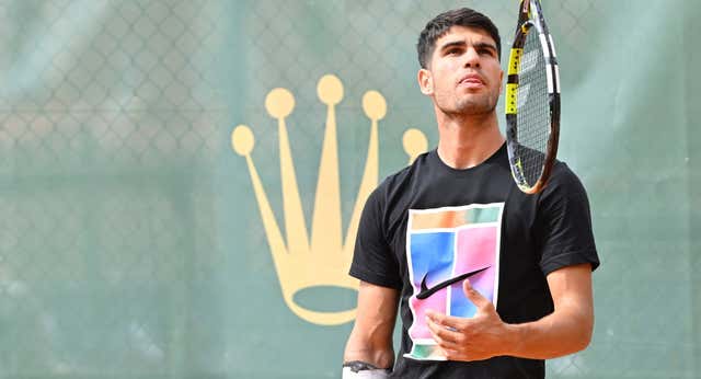 Carlos Alcaraz evita a Djokovic en un duro cuadro en Montecarlo