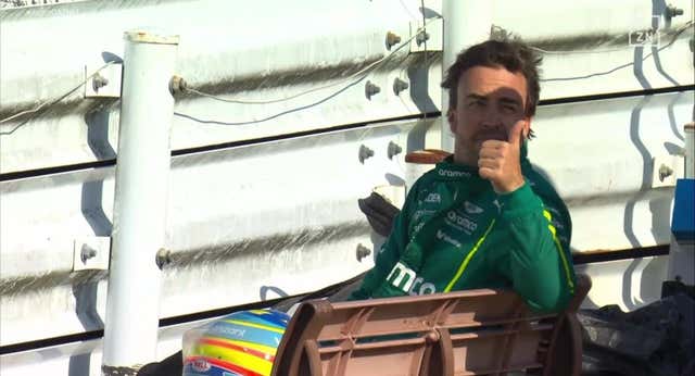 El arranque con más dudas de Fernando Alonso se alarga en Japón
