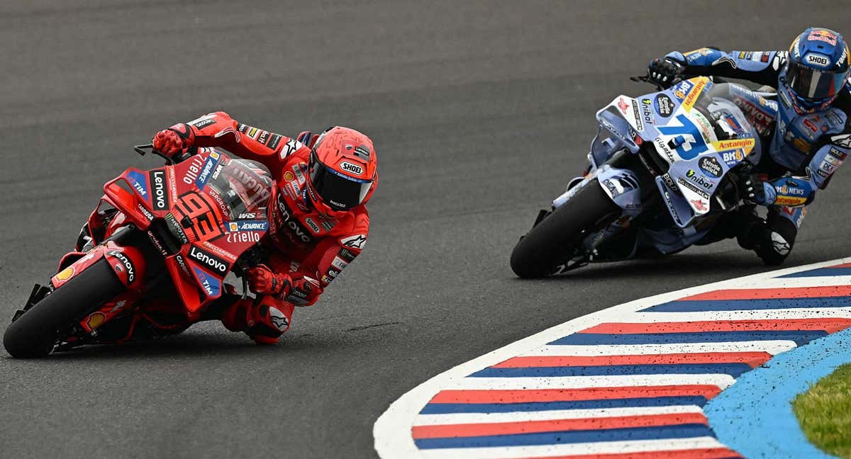Marc y Álex Márquez.
