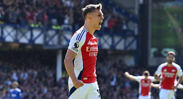 Traspiés del Arsenal antes del Real Madrid, al que Mikel Arteta da pistas