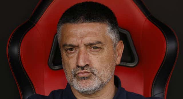 García Pimienta defiende su trabajo pese a quedar tocado: «El equipo está más que vivo»