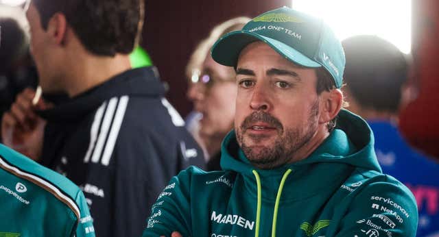 Fernando Alonso y Carlos Sainz se perderán los Libres 1 en Baréin