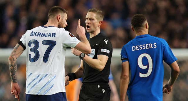 Quién es el árbitro del Barça – Borussia Dortmund de la ida de cuartos de Champions League