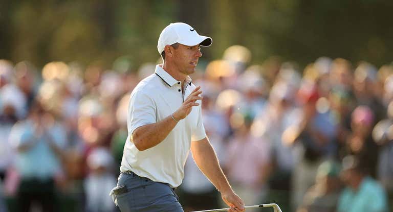 Rory McIlroy acaricia la victoria que le falta.