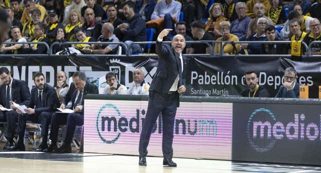 Chus Mateo pasa factura a sus ‘haters’ a costa de su 76% de victorias como entrenador del Real Madrid: “Aunque hay gente a la que no le gusta tanto…”