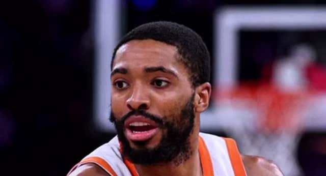 Ayer se disputó la última jornada de fase regular de la NBA y dejó varias escenas surrealistas.