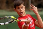 Un escudo para proteger al hermano pequeño de Carlos Alcaraz ante tanto 'hype': «Que disfrute y juegue como un niño de 14 años»