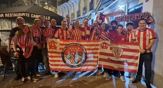 Leones en Madrid, aita, ama, Iribar… y un ‘txoko’ en Chamartín: «A mi hermano el hijo se le hizo ‘colchonero’ y dijo: ‘Al menos me respeta los colores»