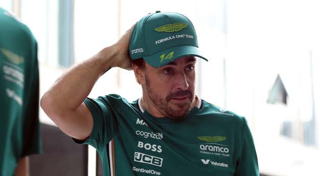 Una cumbre en Aston Martin para ‘salvar’ el año de Fernando Alonso: «Se nos han acabado las ideas»