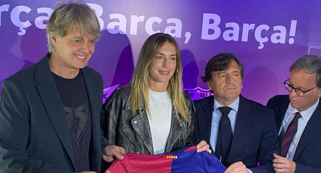 La ilusión por el Barça de Flick Ilega hasta el museo: “Estamos haciendo espacio para la sexta”