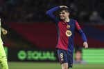 No habrá un Xavi ni un Iniesta, pero Pedri los une para que la nostalgia nos golpee