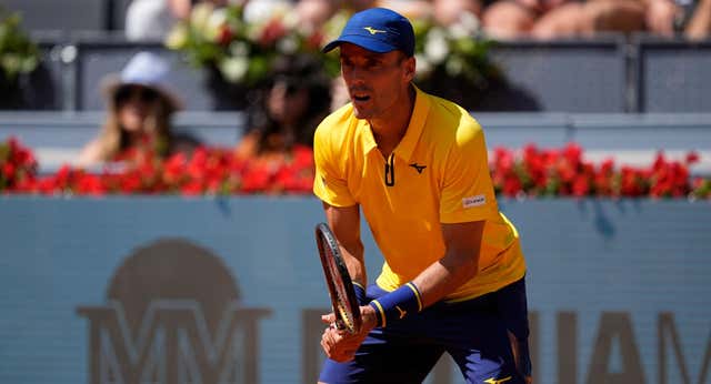 El dardo envenenado de Roberto Bautista a Carlos Alcaraz: “No creo que vaya a ganar Grand Slams acostándose a las 7”