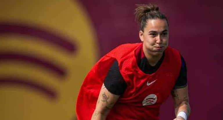 Cata Coll durante un entrenamiento con el Barça.
