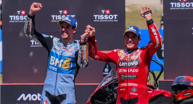 Marc Márquez se rinde ante su hermano tras un día agridulce en Jerez: “Hoy la noticia es que Álex ha cumplido su sueño”
