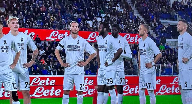 El Lecce, en pie de guerra contra la Serie A por no respetar el luto de su fisioterapeuta: “Hay una jerarquía de muerte basada en el club afectado, o peor aún, en el puesto de trabajo”