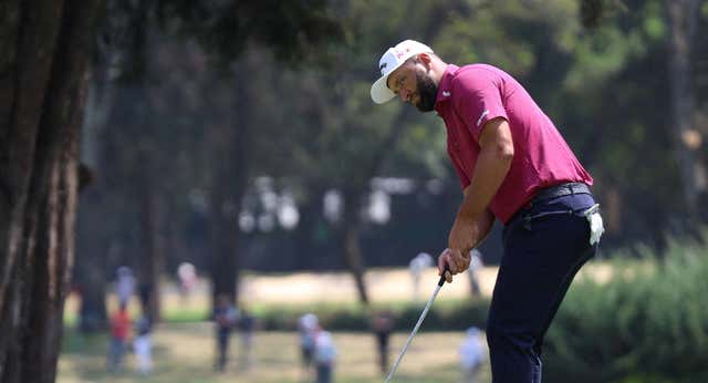 Jon Rahm mantiene sus opciones de ganar el LIV Golf de México