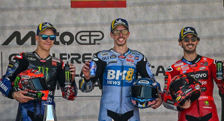 Alex Márquez, Fabio Quartararo y Pecco Bagnaia en el podio de Jerez.