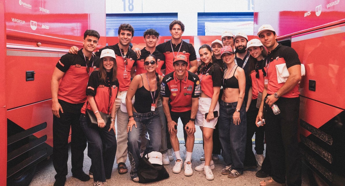 De la pista al protector solar: el plan de La Roche Posay para cuidar a los fans del MotoGP de Jerez