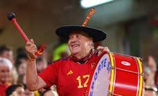 Fallece Manolo 'el del bombo', icono de la afición de La Roja, a los 76 años