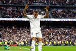 Mbappé silencia los pitos del Bernabéu, se acerca a un récord de Zamorano y se gana con goles las 'llaves' del Real Madrid como quería el club