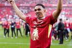 La cólera de Carragher tras la salida de Alexander-Arnold explica la peculiar idiosincrasia del Liverpool: «Me da asco leer a periodistas...»