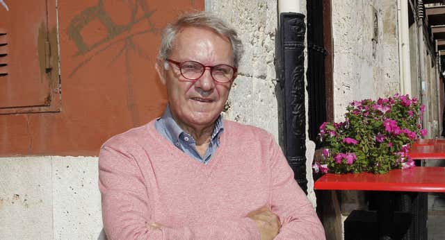 Muere José Ángel de la Casa, legendario narrador y víctima en los últimos años del Parkinson