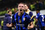El Barça roza el cielo pero cae con orgullo en Milán
