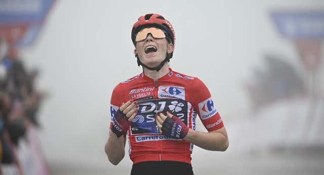 Demi Vollering gana en Cotobello y conquista su segunda Vuelta a España consecutiva