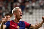 Guardiola quiere llevarse a Dani Olmo al Manchester City: ¿se abrirá el Barça a una venta?
