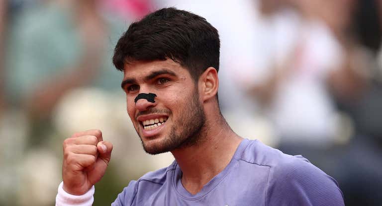 Carlos Alcaraz celebra un punto durante el Masters de Roma.