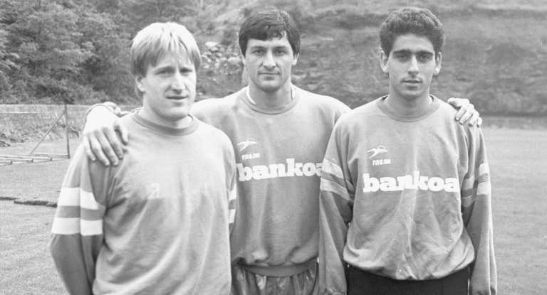 Patxi Hernández, a la izquierda, junto a José Luis González y el añorado Javier Yubero.
