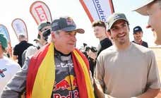 Carlos Sainz ve con buenos ojos la candidatura de su padre a la presidencia de la FIA: «Se lo está pensando, nadie conoce mejor el motorsport»