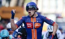 El casco aerodinámico con visera de Casper Van Uden ya tiene detractores: «Es menos seguro»