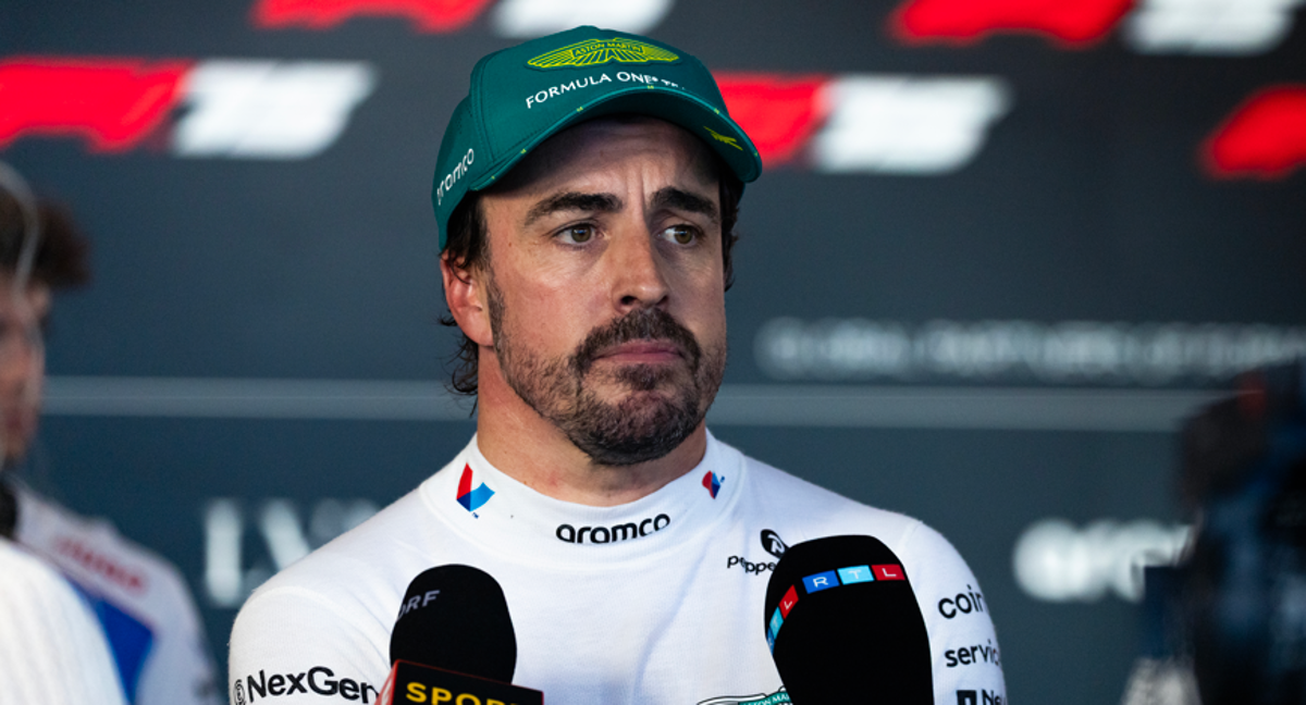 Alonso, serio tras su quinto puesto./DAVID MORENO