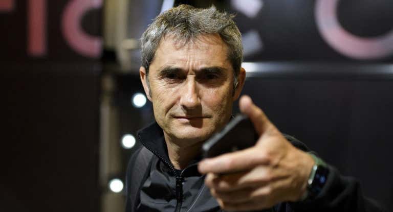 Ernesto Valverde, a la llegada a San Mamés en un encuentro de esta temporada.
